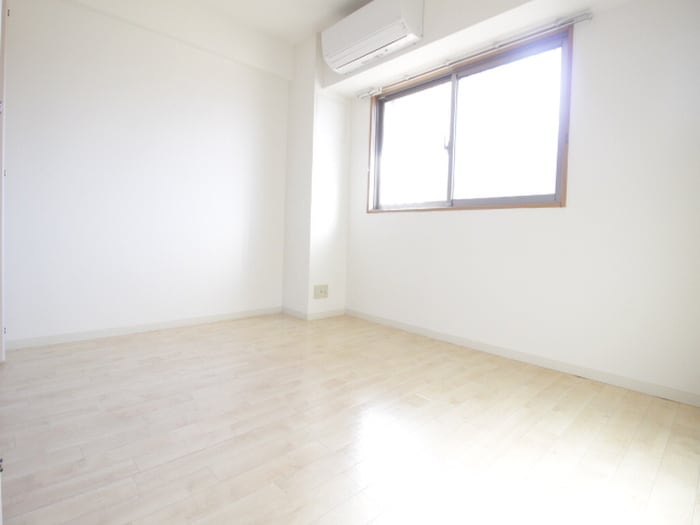 フェリ－チェ加美の物件内観写真