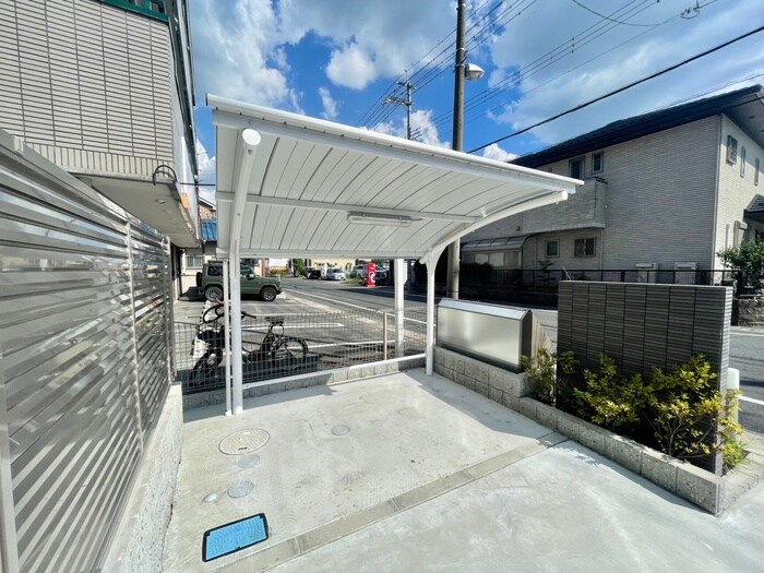 ルトゥール野村の物件外観写真