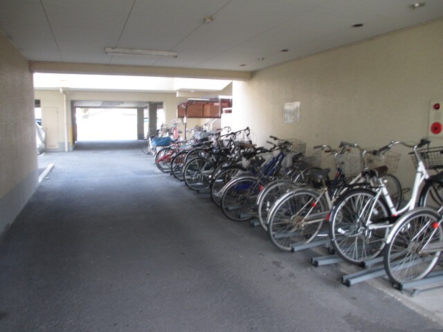 クレール西町北棟の物件外観写真