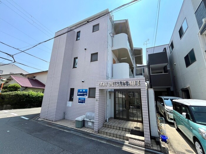 リ－フ蛍池の物件外観写真