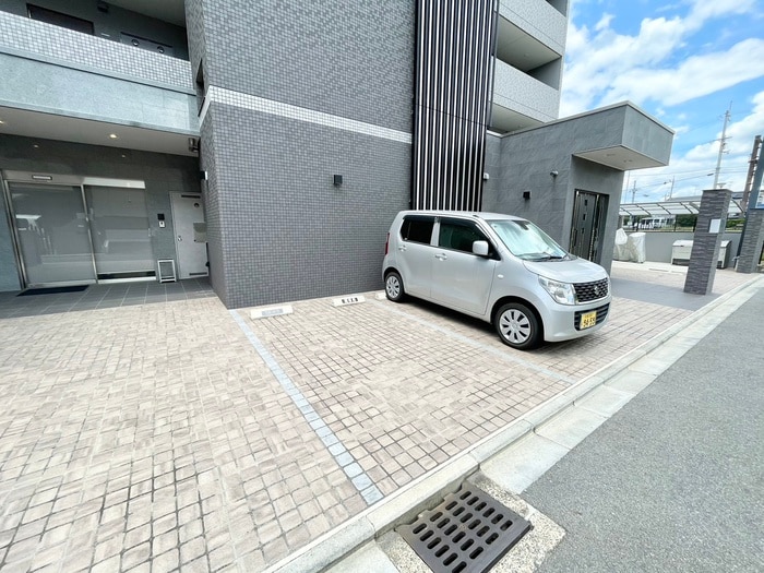 サクシード稲荷１ｓｔの物件外観写真