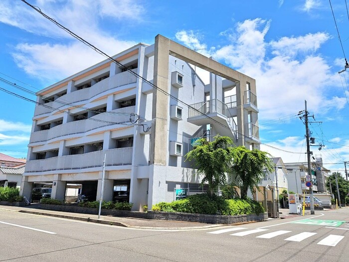 メゾンプルミエ－ルⅡの物件外観写真