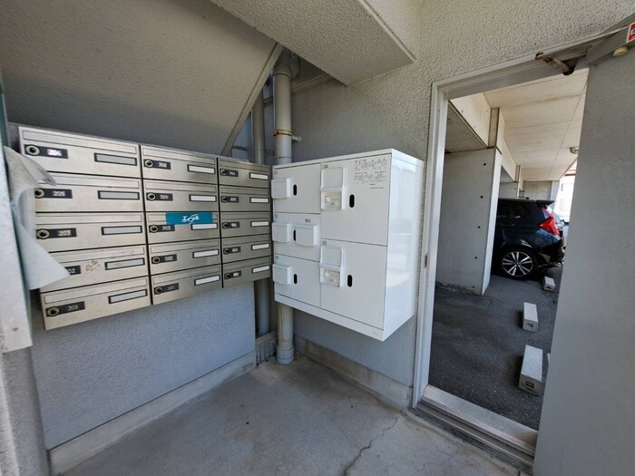 メゾンプルミエ－ルⅡの物件外観写真