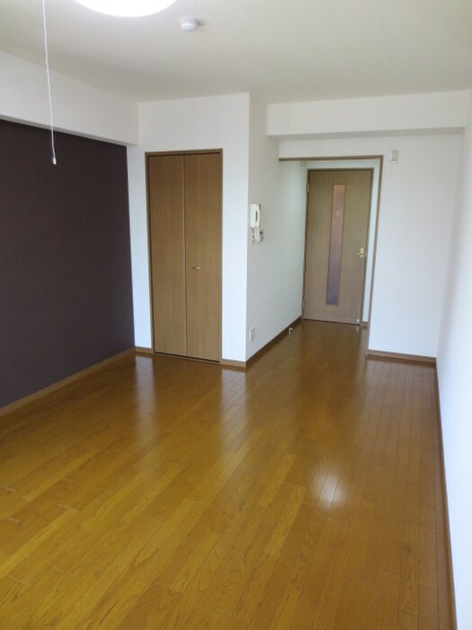 エスト堀川の物件内観写真