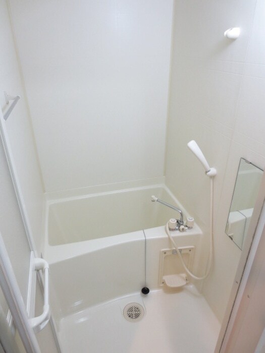 エスト堀川の物件内観写真