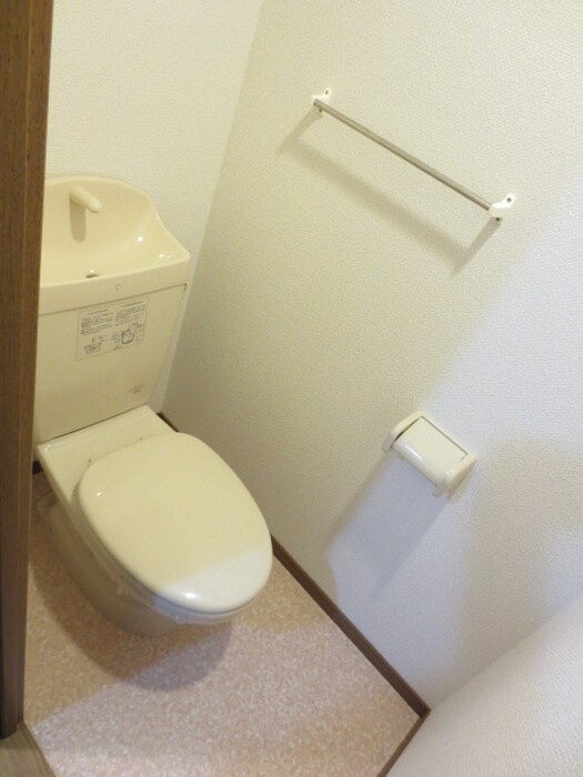 エスト堀川の物件内観写真