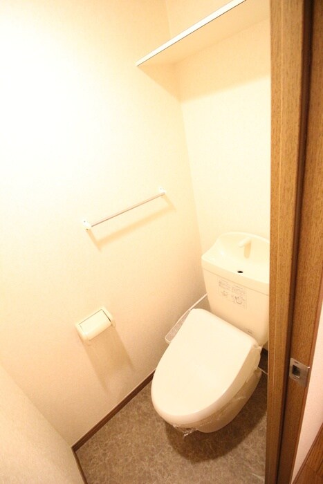 エスト堀川の物件内観写真