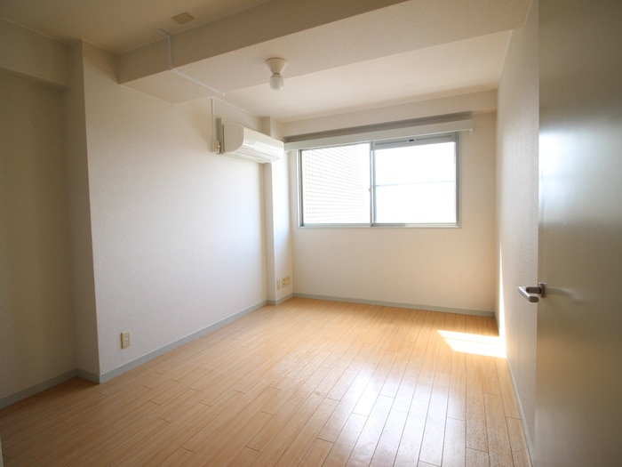 レヴィア北白川の物件内観写真