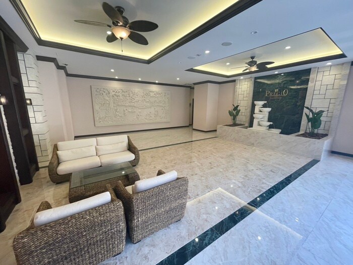 プレジオ日暮通の物件外観写真