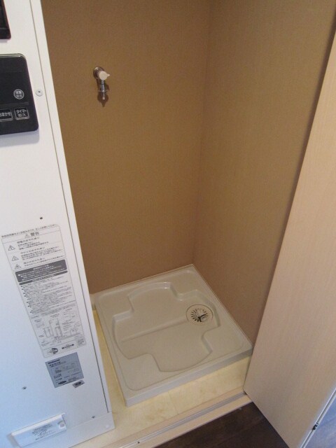 ＰＡＲＫ　ＳＩＤＥ　ＭＩＢＵの物件内観写真