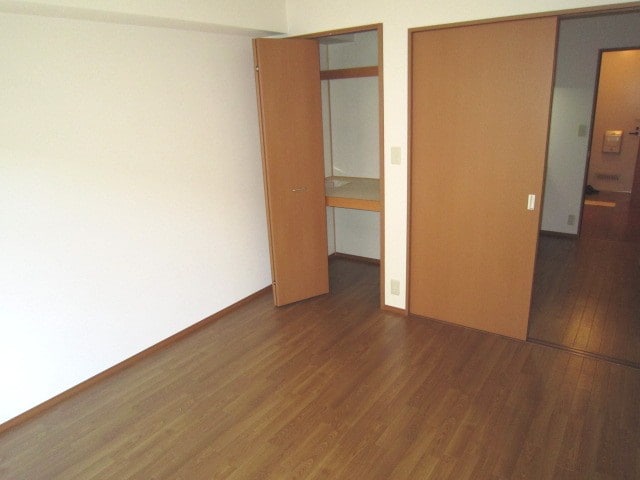 メゾンプルミエ－ルの物件内観写真