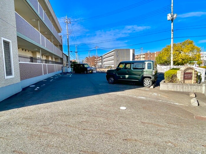 メゾン・ド・フォンテの物件外観写真