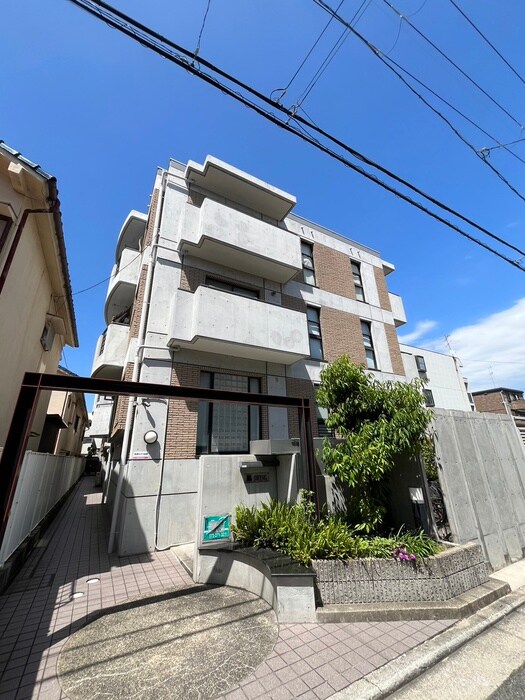 鳳SWINGの物件外観写真