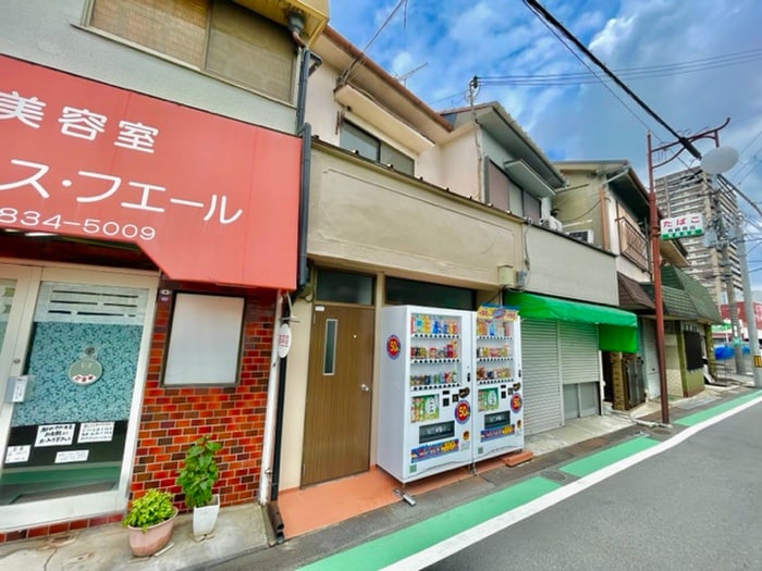 寝屋川市寿町貸家の物件外観写真