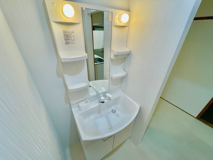 寝屋川市寿町貸家の物件内観写真