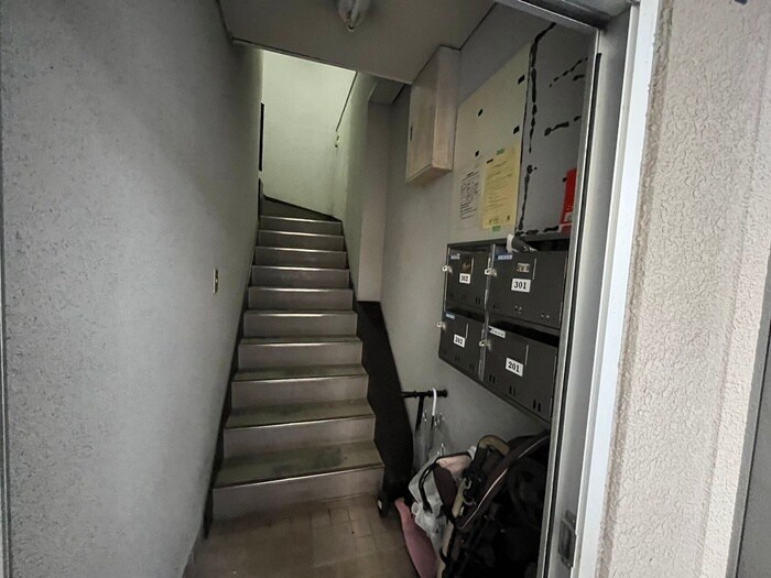 マンション花の物件外観写真