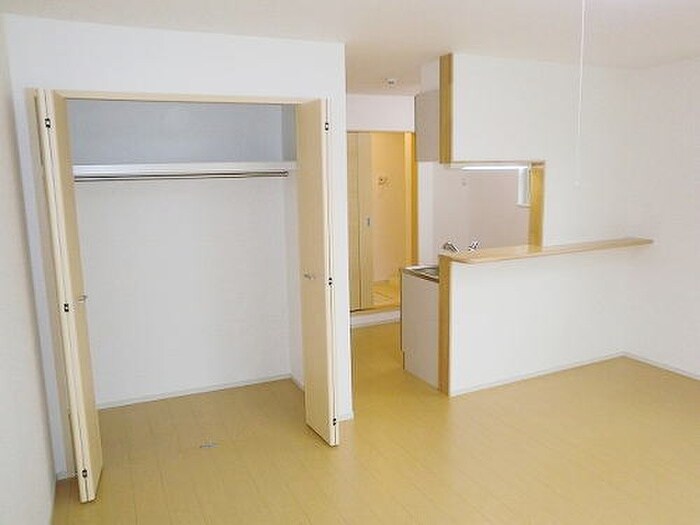 サニー離宮前の物件内観写真