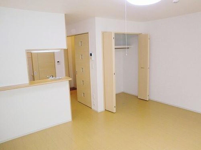 サニー離宮前の物件内観写真