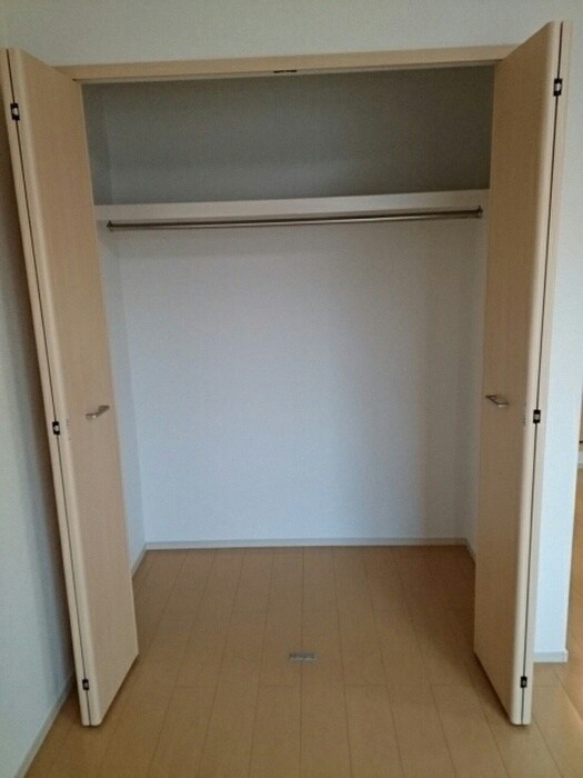 サニー離宮前の物件内観写真