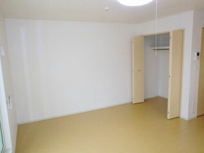 サニー離宮前の物件内観写真