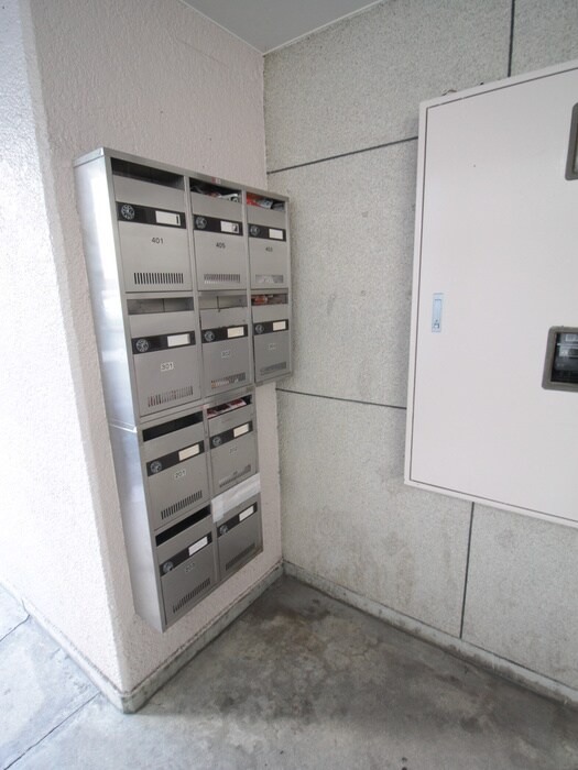 マンションハーモニー石原の物件外観写真