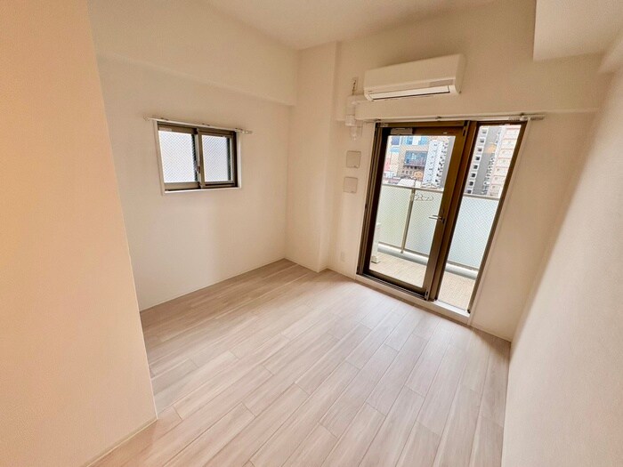 ｴｽﾘｰﾄﾞ大阪梅田ﾘｭｸｽ(510)の物件内観写真