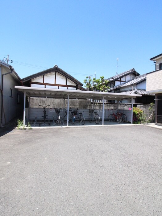 パ－シモンフィ－ルドの物件外観写真