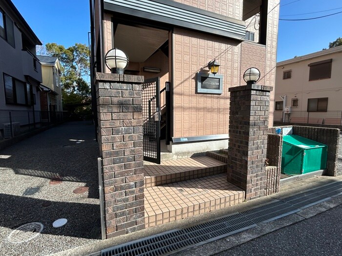 ウィンディ－ヒルズ宝塚の物件外観写真