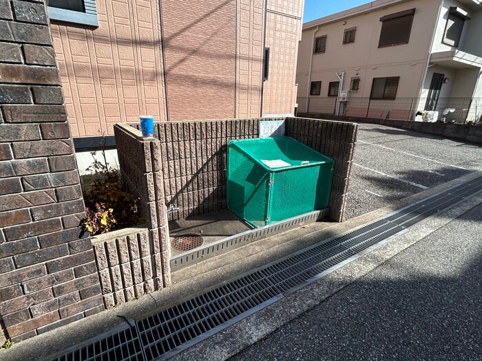 ウィンディ－ヒルズ宝塚の物件外観写真