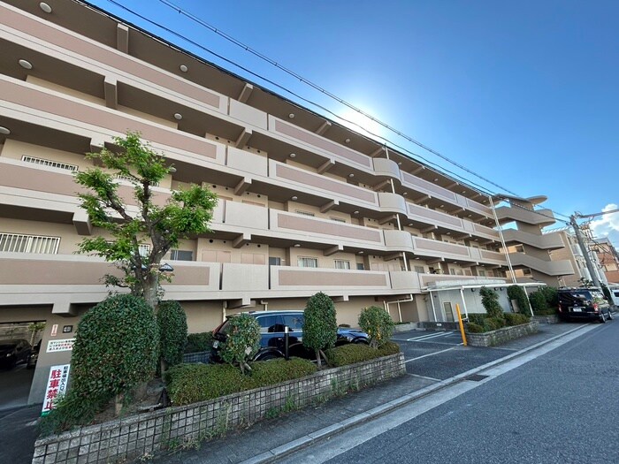 ユーレジデンス武庫川の物件外観写真