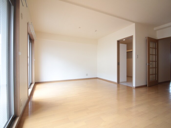 ユーレジデンス武庫川の物件内観写真