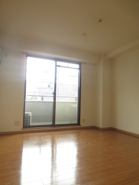 ラフィ－ネの物件内観写真