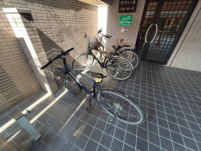 ラフィ－ネの物件外観写真