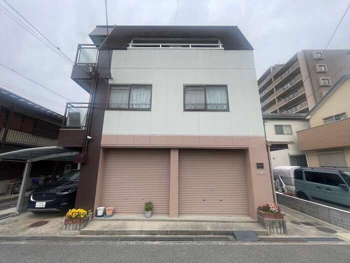 ハイツ中川の物件外観写真