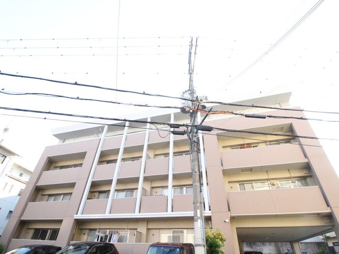 ステラコ－トの物件外観写真