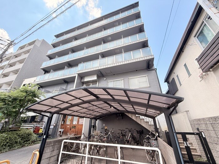 ﾄﾞﾛﾒﾝｽ ｶｾ 三番館の物件外観写真