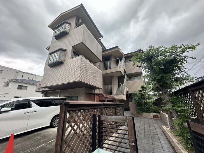 サンシャイン千里山の物件外観写真