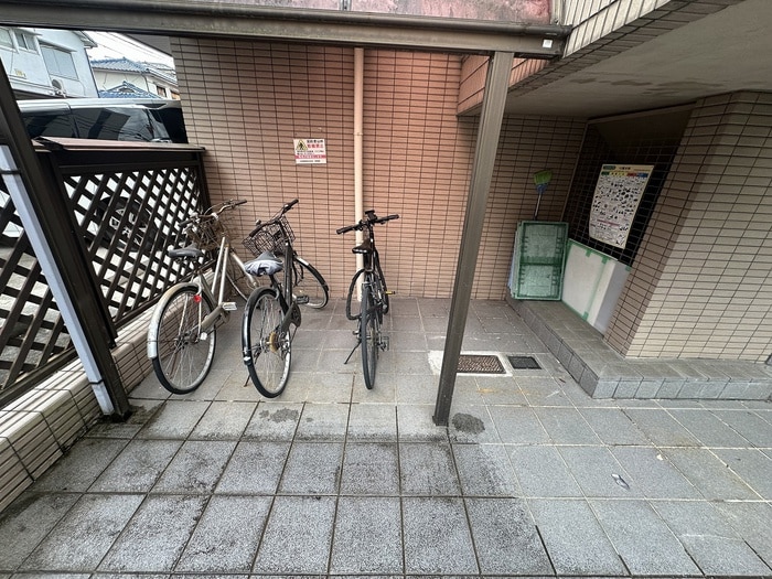 サンシャイン千里山の物件外観写真