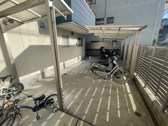 ホ－リ－グランの物件外観写真