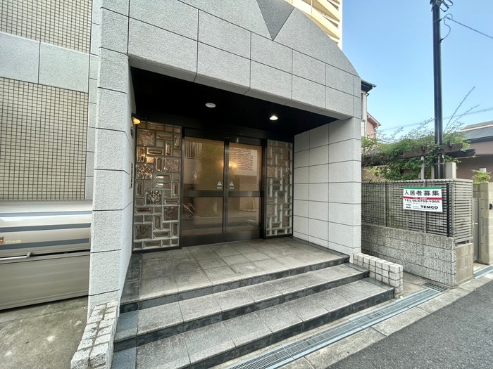 ヴィ－ブル駒川の物件外観写真