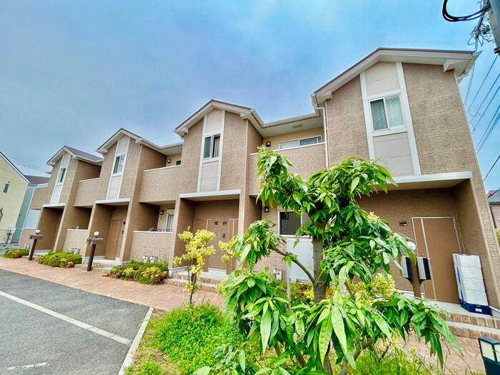 ティラミス河原の物件外観写真