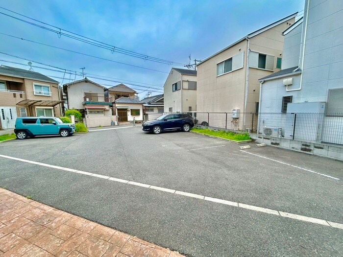 ティラミス河原の物件外観写真