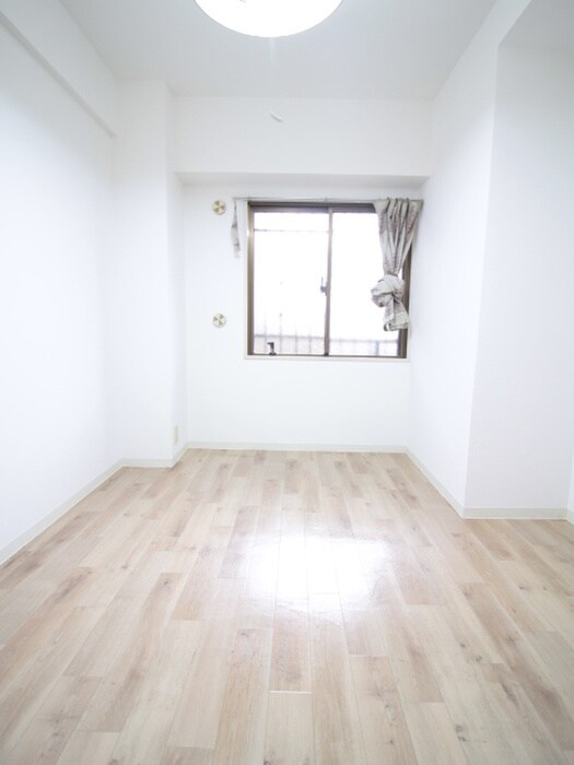 朝日ﾌﾟﾗｻﾞｳｨﾝﾃﾞｨｰｺｰﾄ枚岡(1006)の物件内観写真