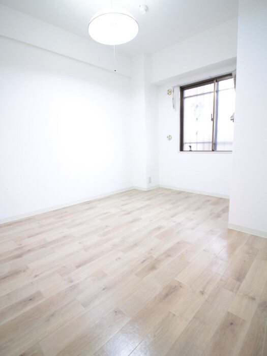 朝日ﾌﾟﾗｻﾞｳｨﾝﾃﾞｨｰｺｰﾄ枚岡(1006)の物件内観写真