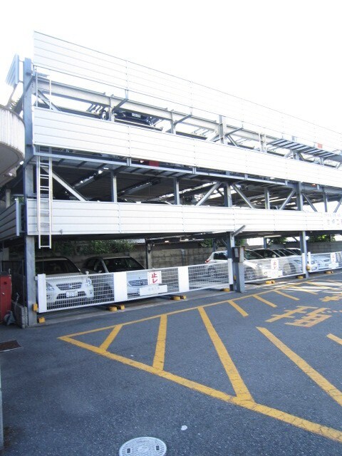 マンション白崎の物件外観写真