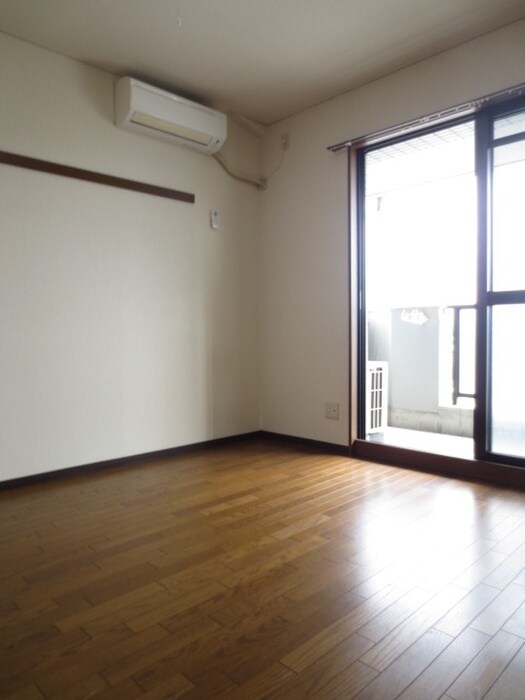 マンション白崎の物件内観写真