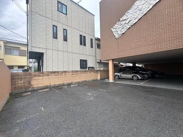 ピア・ウィングの物件外観写真