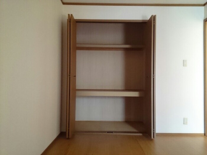 シャンドフル－ル１番館の物件内観写真