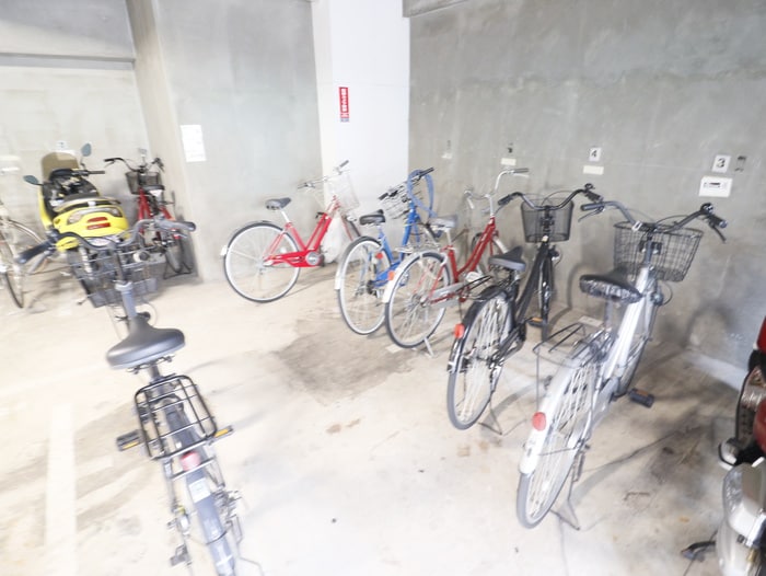 Aurora Court兵庫駅前の物件外観写真