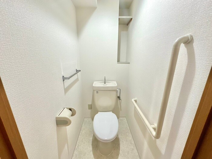 ラヴィーヌ芦屋の物件内観写真